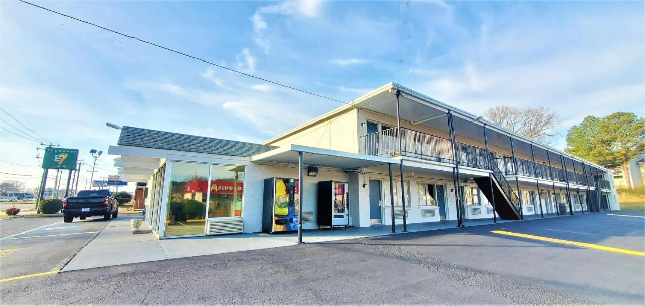 Economy 7 Inn- Newport News Exterior photo